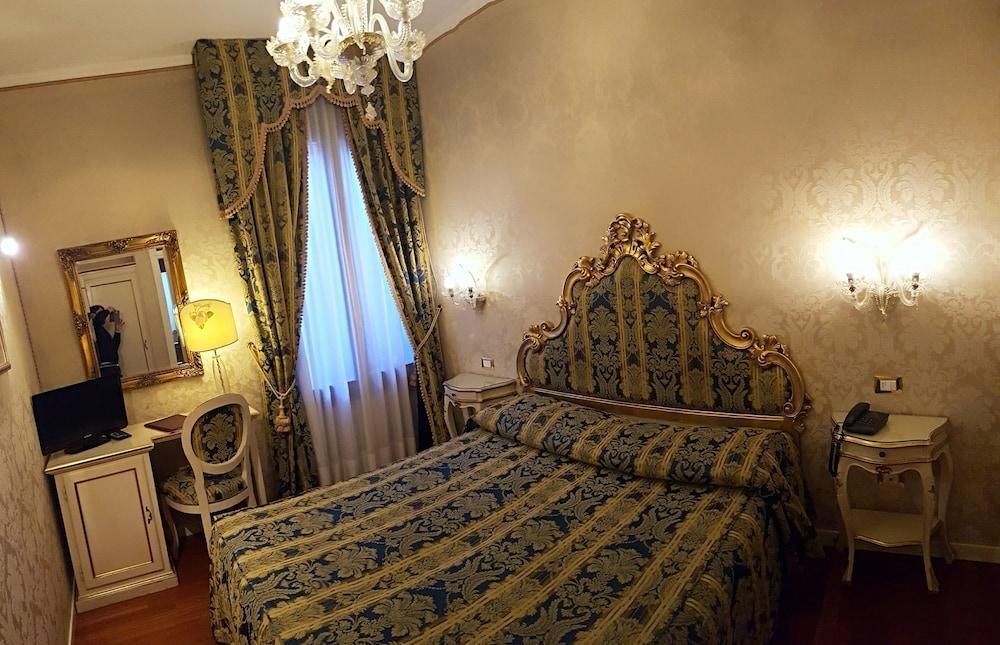 คาซา ปิซานี คาแนล - ใหม่ Hotel เวนิส ภายนอก รูปภาพ