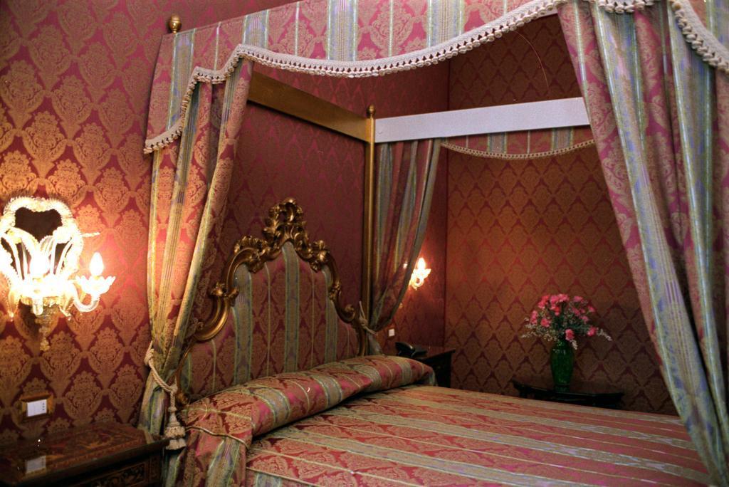 คาซา ปิซานี คาแนล - ใหม่ Hotel เวนิส ภายนอก รูปภาพ